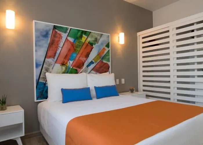 Azura Boutique Hotel 4*