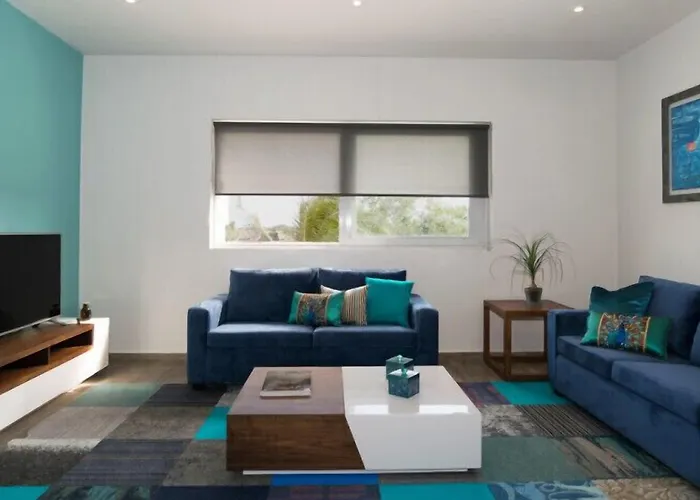 Azura Boutique Hotel 4*
