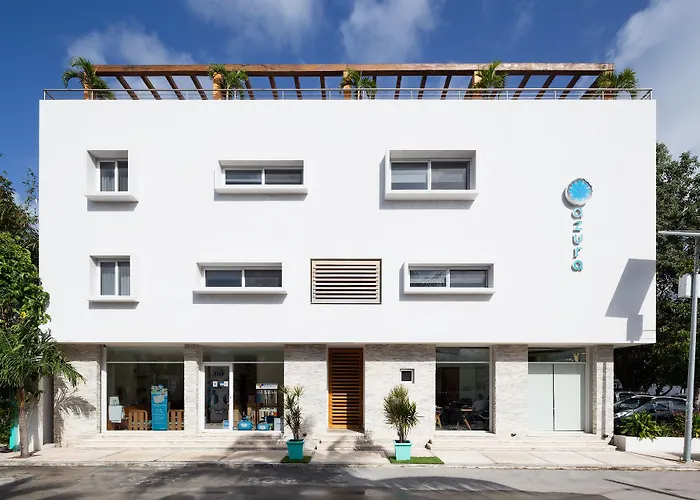 Azura Boutique